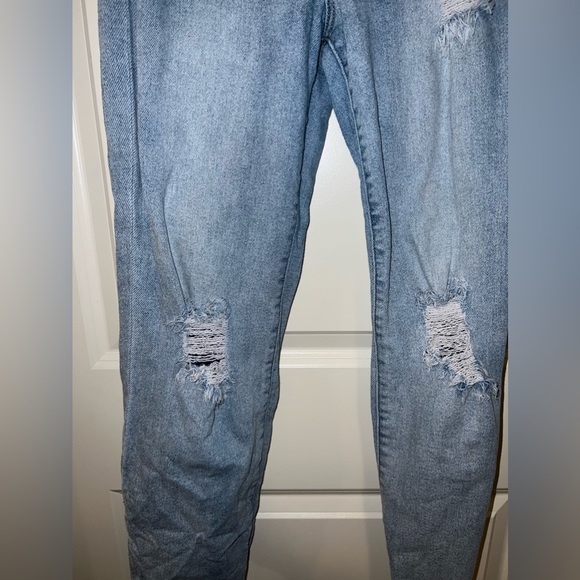 Light Wash Fashion Nova Jeans - Picture 2 of 9